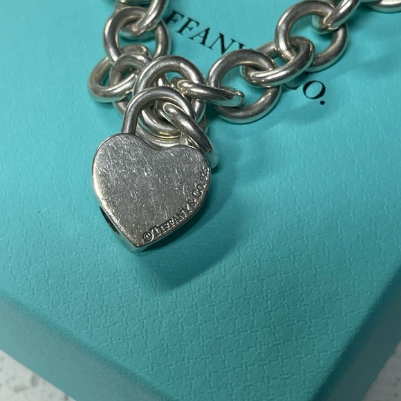 Excellent condition authentic Tiffany & co link bracelet and love padlock - Picture 7 of 8